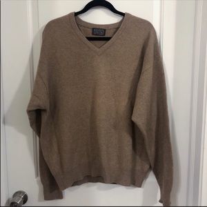 Barneys New York V-Neck 100% Cashmere Sweater